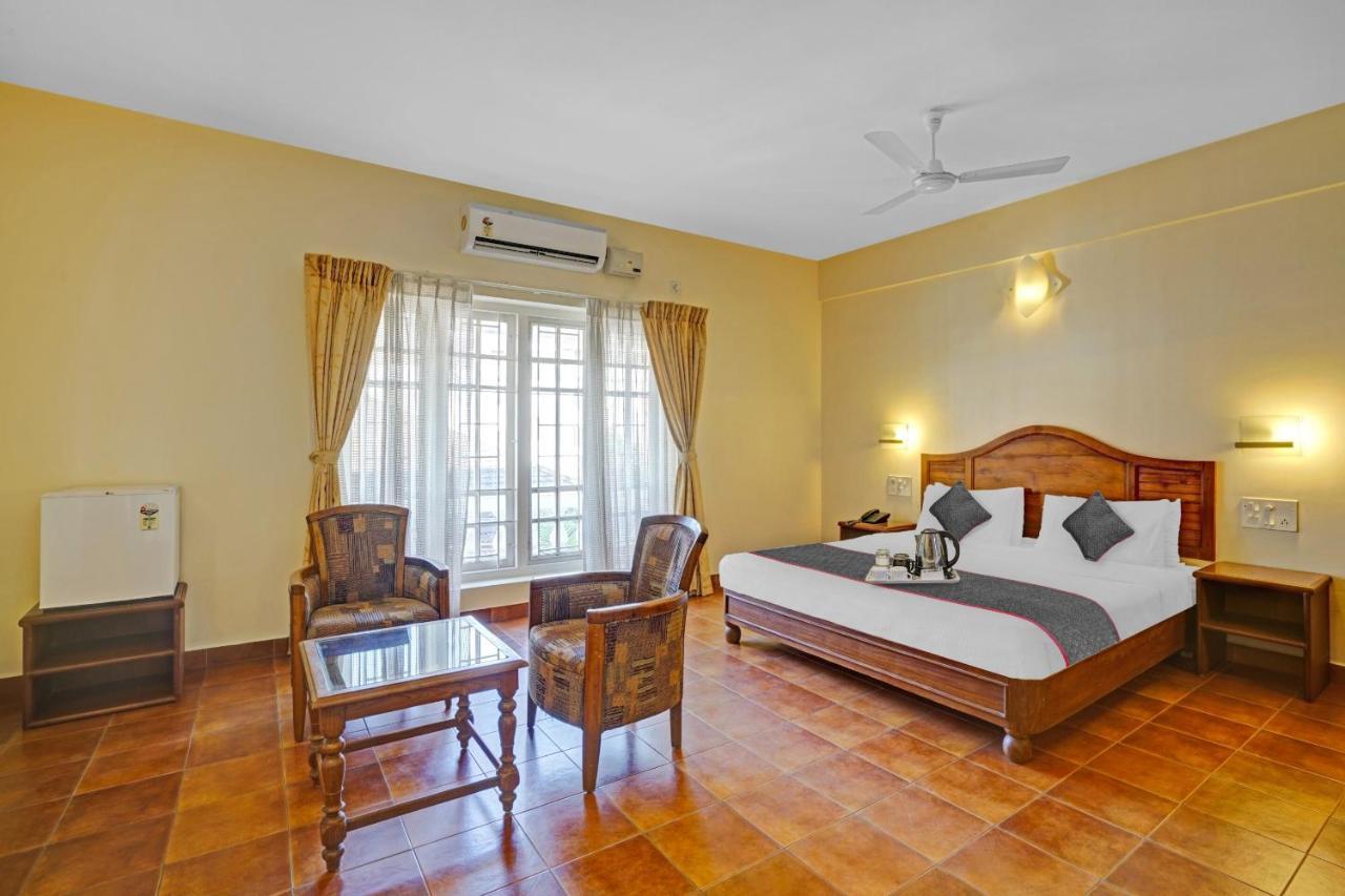 The Manor - Kochi Kerala Hotel